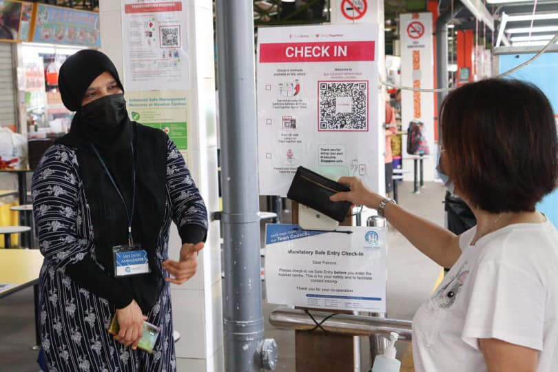 Vaccination-differentiated safe management measures at markets and food centres